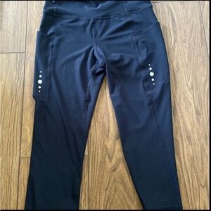 NWOT Capri Pants Navy Blue